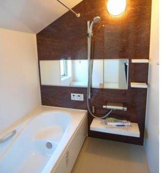 Bathroom. Lighting is good, Guests can slow time.