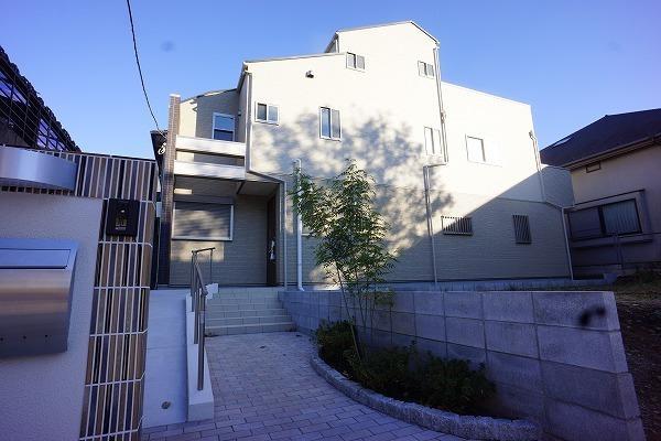 Local appearance photo