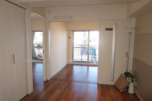 Living. 8.9 on the dining kitchen