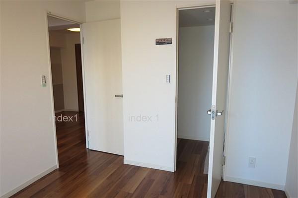 Non-living room. Western-style facing the 6 Pledge of balcony