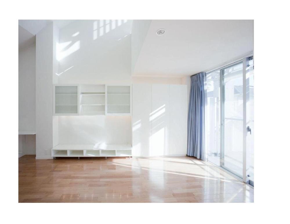 Non-living room. Indoor (12 May 2013) Shooting