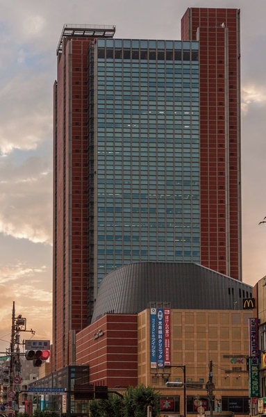 Carrot Tower ( "The ・ Grants ": 8 minute walk ・ About 590m, "The ・ Brights ": 8 minute walk ・ About 630m)