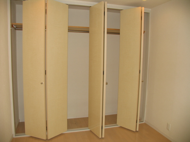 Receipt. ■ Other room photo (room image)