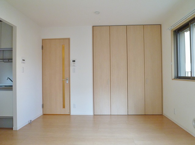 Entrance. Western style room