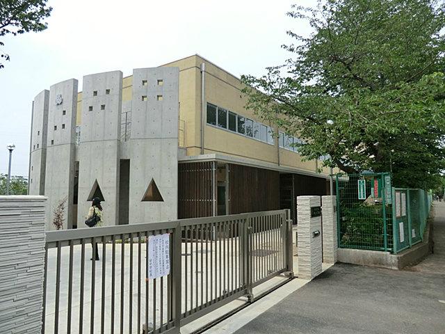 Junior high school. 937m to Setagaya Tatsukinuta junior high school