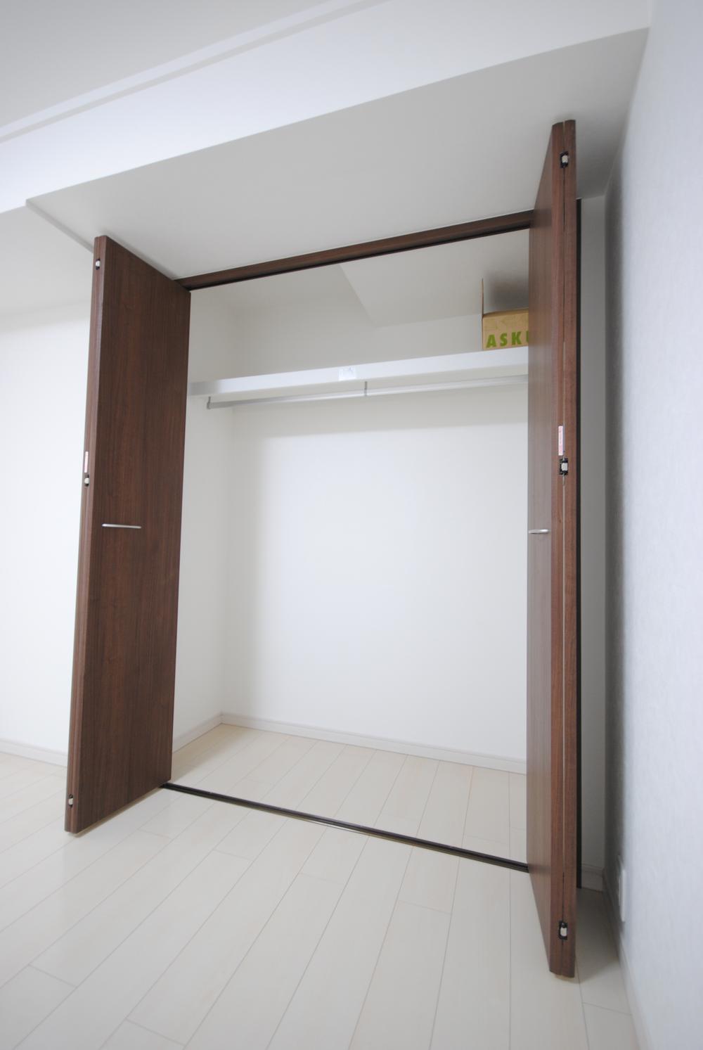 Receipt. Local (10 May 2013) Shooting