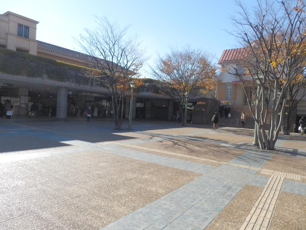 Other. Denenchofu Station East