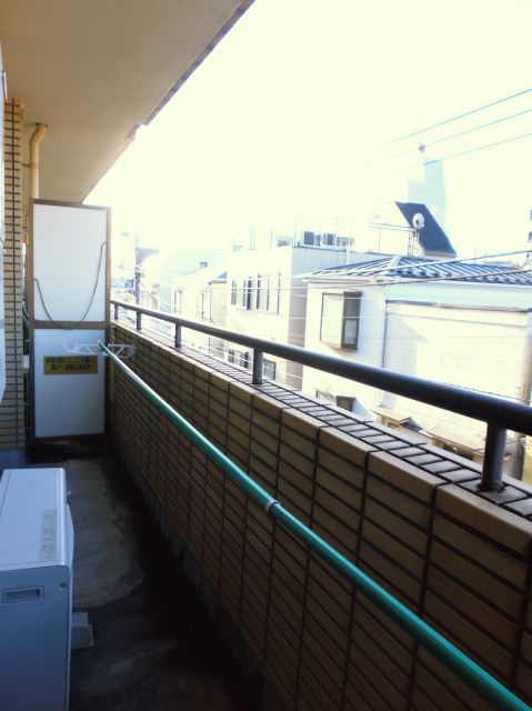 Balcony. 2 rooms worth of veranda