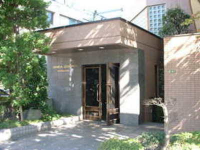 Entrance. ☆ Security is also enhanced with auto-lock ☆