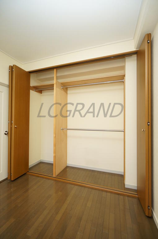 Receipt. It is a closet that can store plenty.