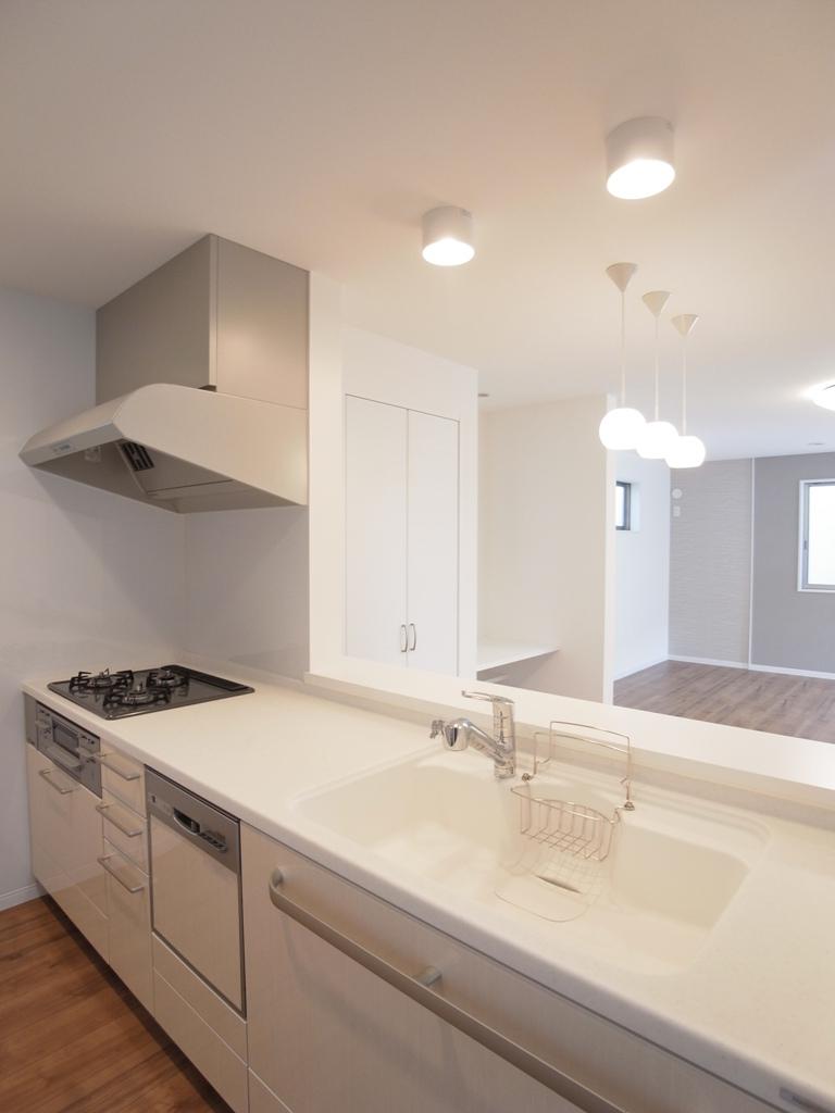 Same specifications photo (kitchen). (ACD Building) same specification