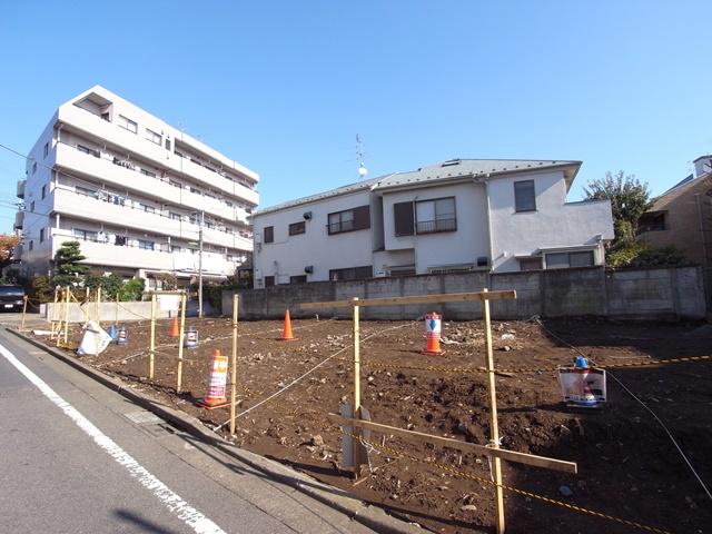 Local appearance photo. Local (11 May 2013) Shooting