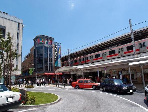 station. Tokyu Toyoko Line "Jiyugaoka" 850m to the station