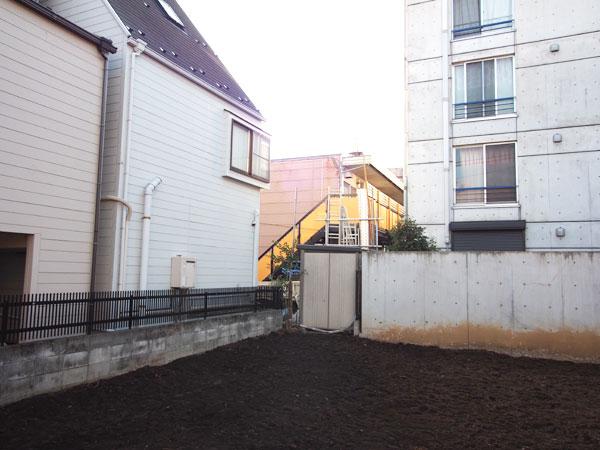 Local land photo. Local (12 May 2013) Shooting