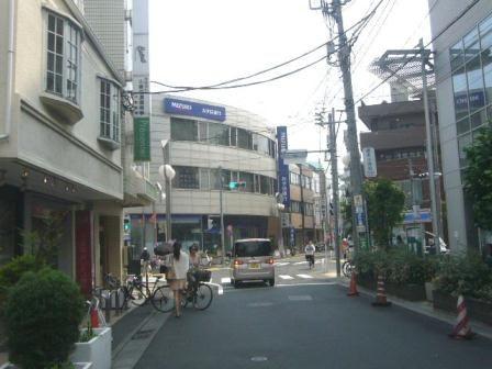 Streets around. Enhancement of the surrounding environment