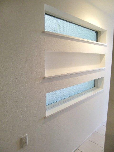 Entrance. Site photo