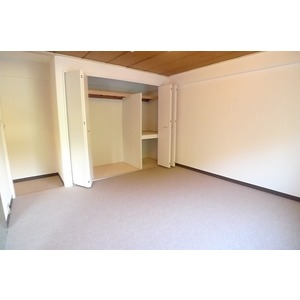 Living and room. Western-style: 6.8 tatami ・ carpet