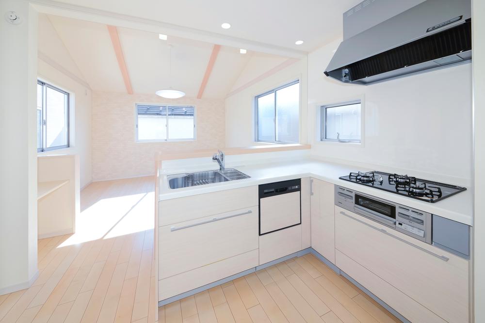 Kitchen. Indoor (12 May 2013) Shooting 1 Building