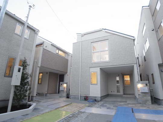 Local appearance photo