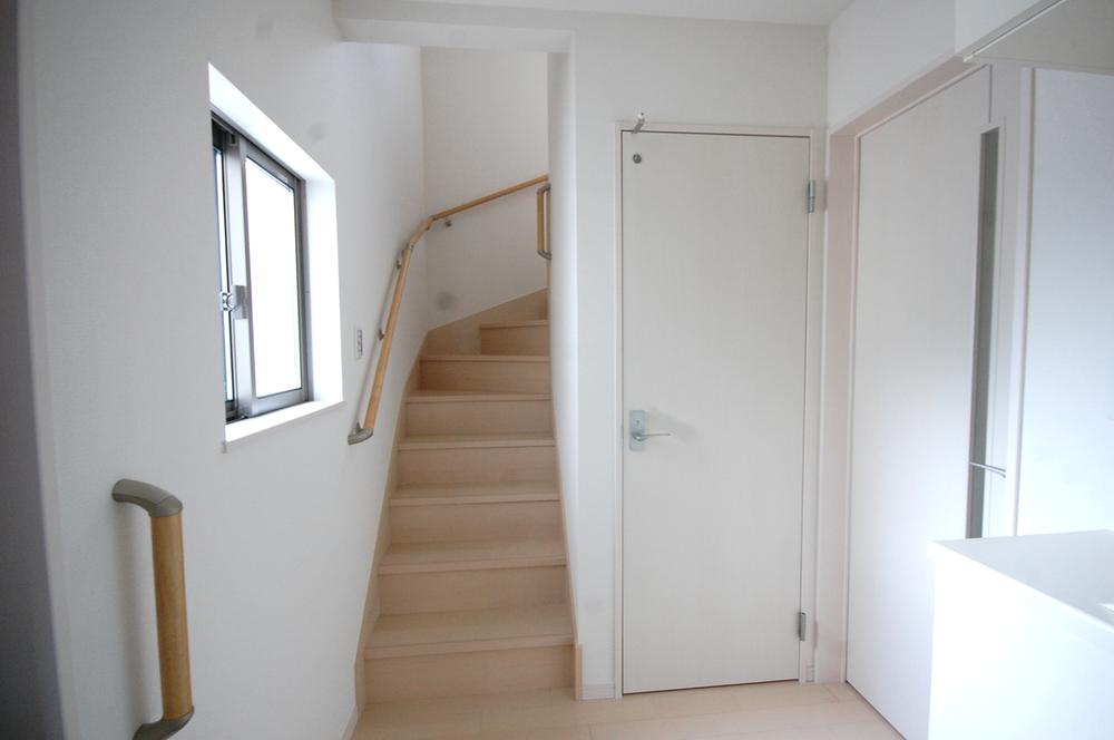 Same specifications photos (Other introspection)