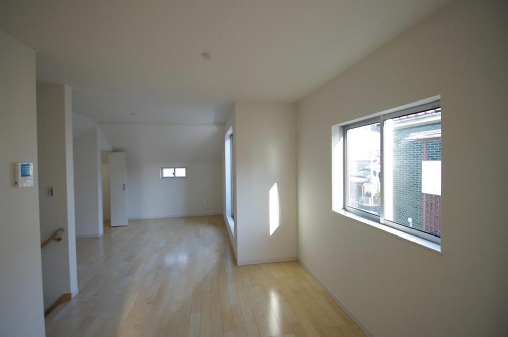 Living. Local (12 May 2013) Shooting