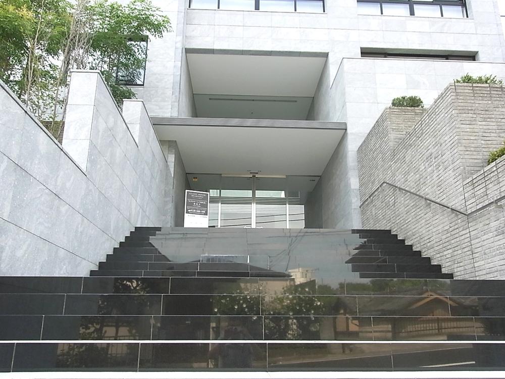 Entrance. Entrance (2)