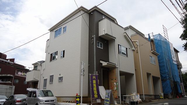 Local appearance photo. Local (June 2013) Shooting