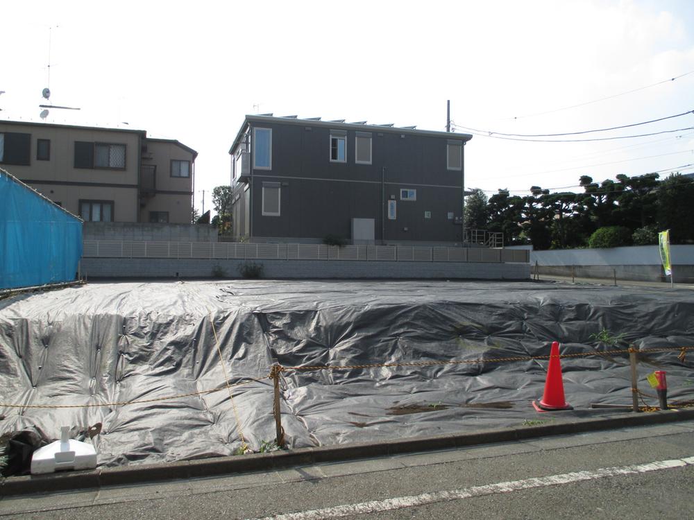 Local land photo. Local which is located on a hill of the luxury low-rise residential area ~ August 2013 shooting ~