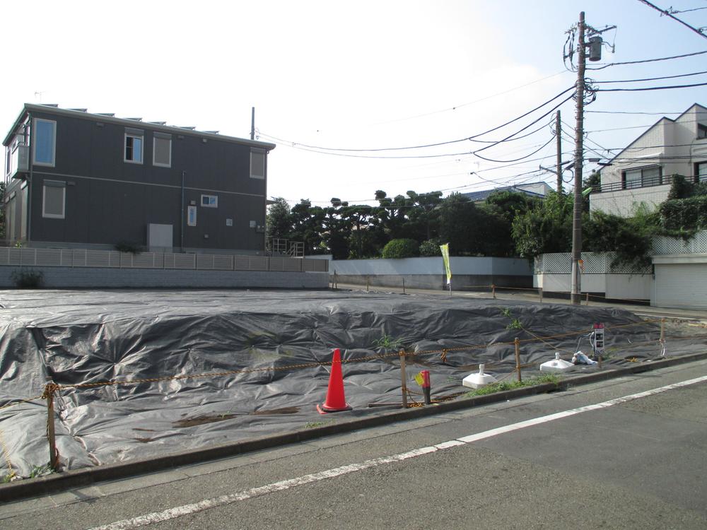 Local land photo. Local which is located on a hill of the luxury low-rise residential area ~ August 2013 shooting ~
