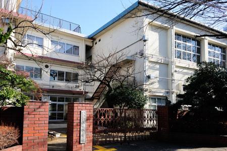 Primary school. 357m to Setagaya Ward Yahata Elementary School
