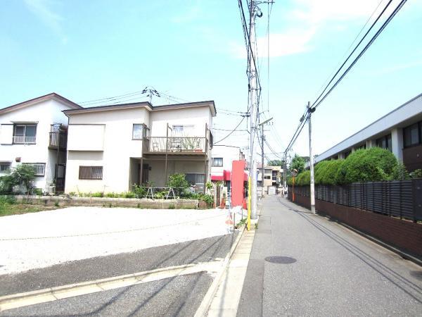 Local photos, including front road. Local, including front road