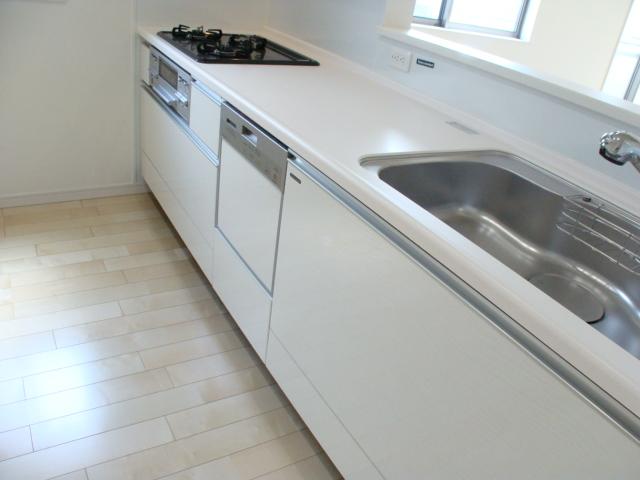 Same specifications photos (Other introspection)