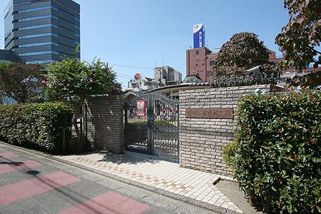 kindergarten ・ Nursery. 1054m to Setagaya young leaves kindergarten