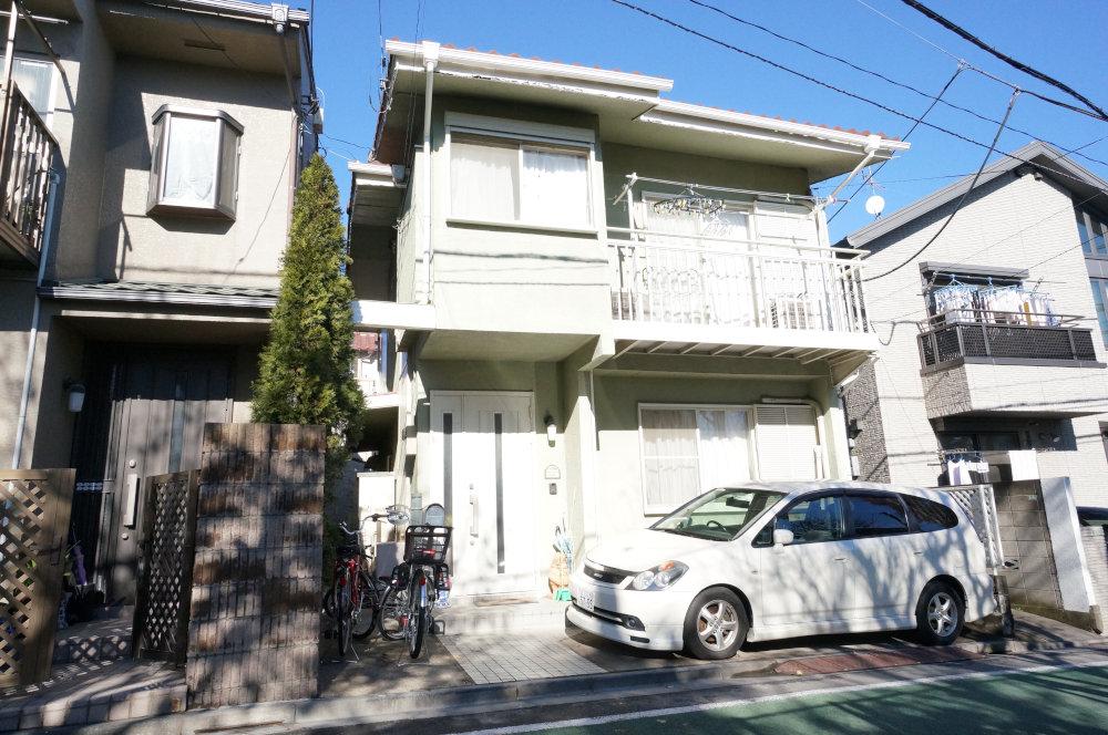 Local appearance photo. South road 5.2m and Spacious. Day is good.