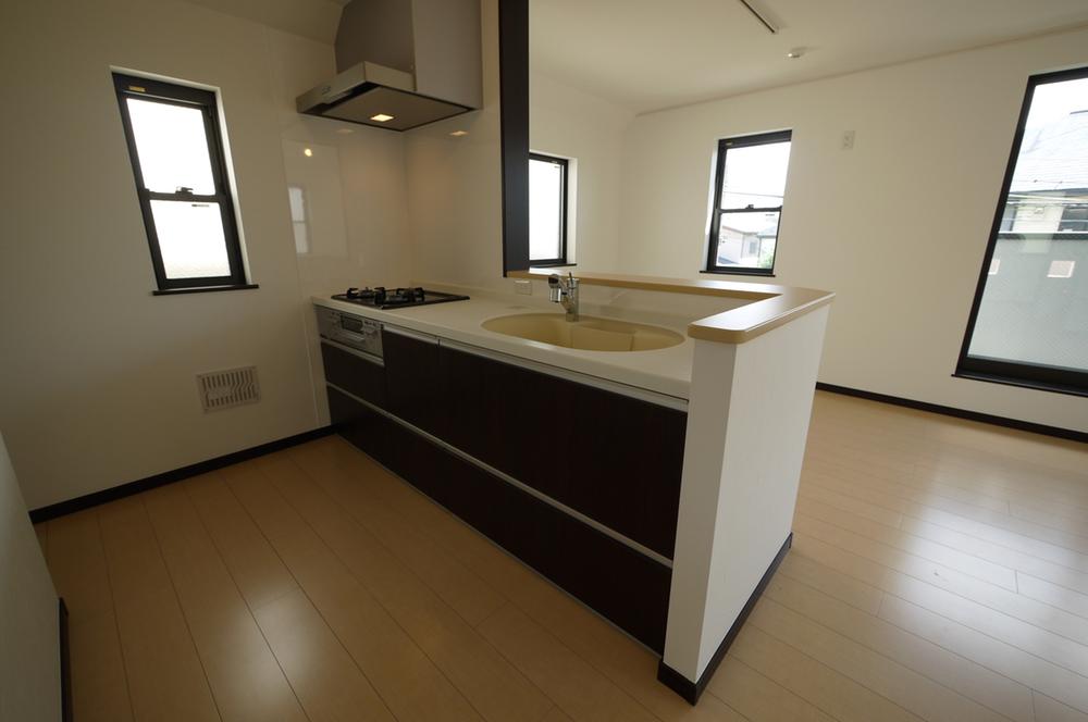 Same specifications photo (kitchen). Same specifications