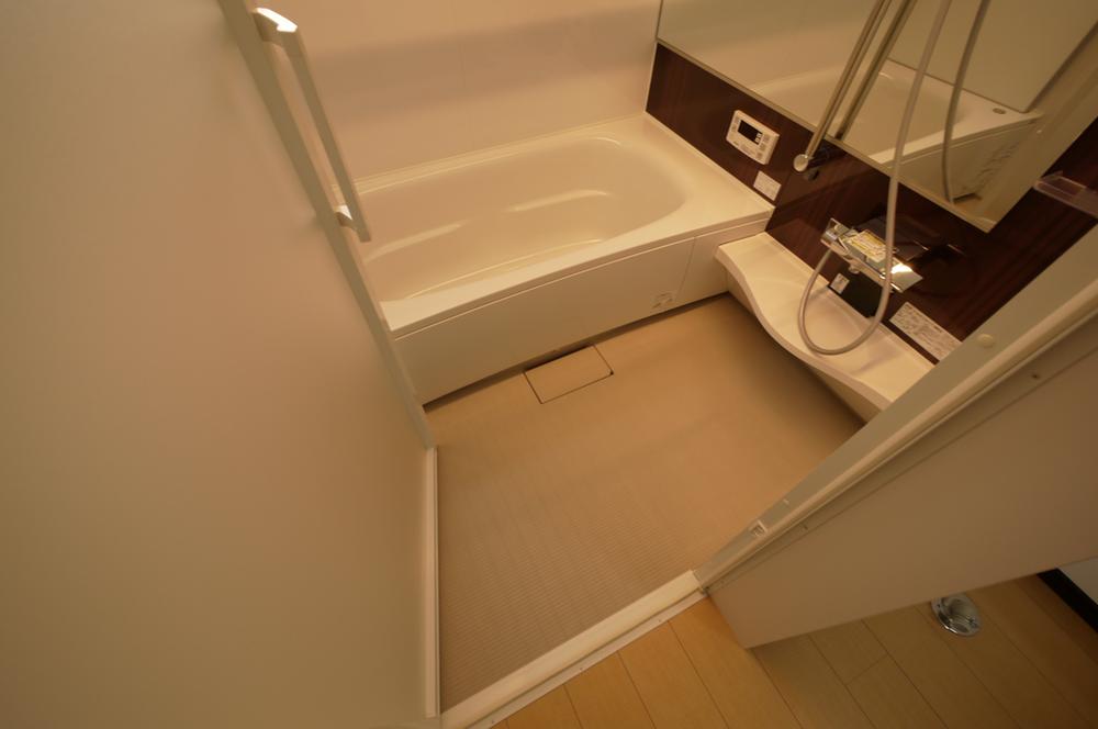 Same specifications photo (bathroom). Same specifications