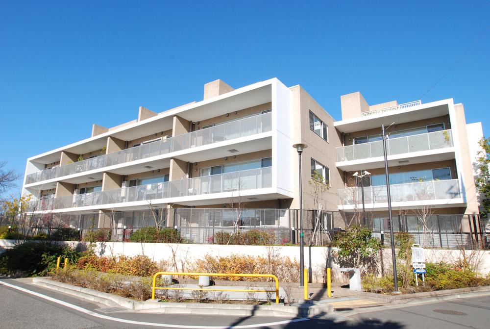 Local appearance photo