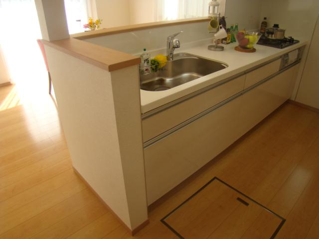 Same specifications photo (kitchen). Same specifications