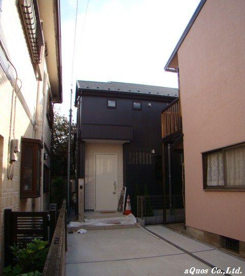 Local appearance photo. Local (11 May 2013) Shooting