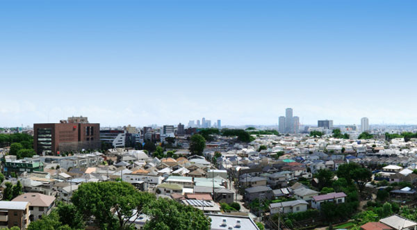 Surrounding environment. Spread is the first kind low-rise exclusive residential area of ​​single-family center on the site south, It boasts a good living environment. (View ※ 2013 September shooting, Local 11th floor equivalent to shooting the south from)