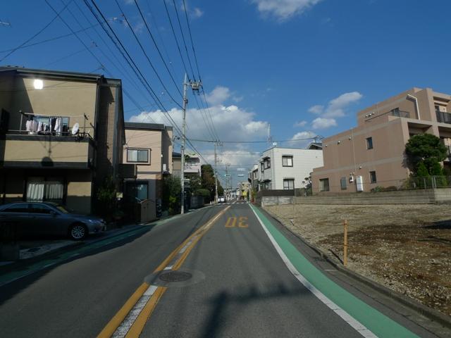 Local photos, including front road. Local (11 May 2013) Shooting