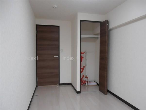 Receipt. Each room storage is attached