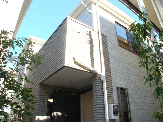 Local appearance photo