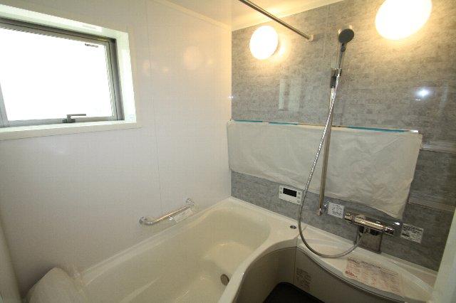 Bathroom. Indoor (April 2013) Shooting