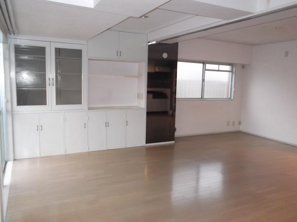 Living. Indoor (10 May 2013) Shooting