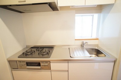 Kitchen. Happy is to love your cooking ☆ 3-neck system Kitchen installation completed