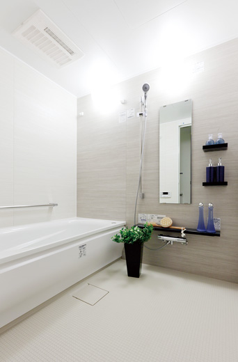 Bathing-wash room.  [Bathroom] While having a high water-saving effect, We have prepared a round tub where you can enjoy bathing and spacious.