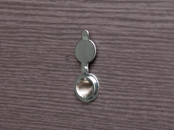 Security.  [Door scope shutter] Scope with a prevention shutter peep is, The adoption of a wide-angle lens, You can check the firm figure of visitor.