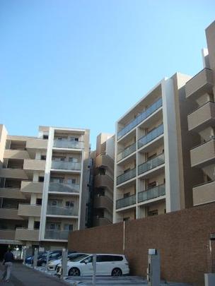 Local appearance photo. Building appearance (BLOCK B)