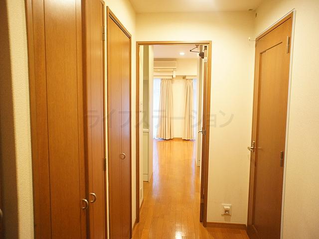 Non-living room. Local (November 25) shooting